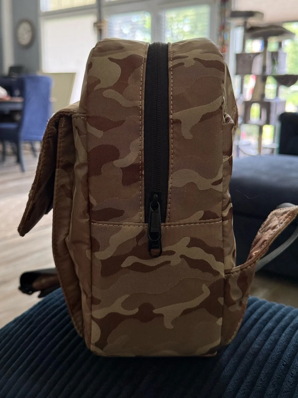 Camera Bag - Picture 4 of 9